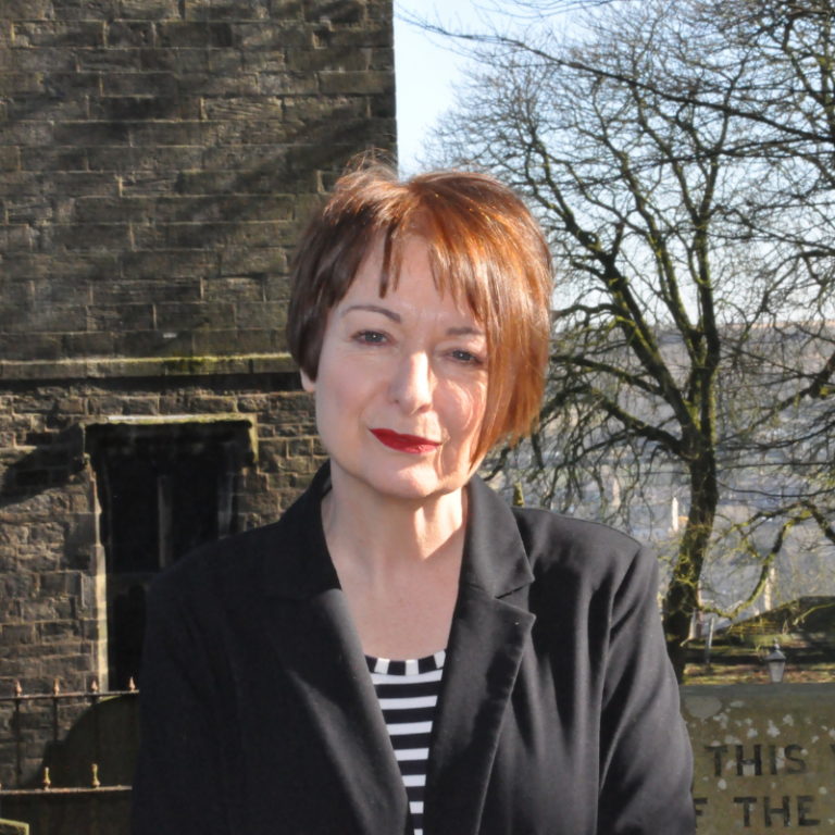 headshot of Ann Dinsdale