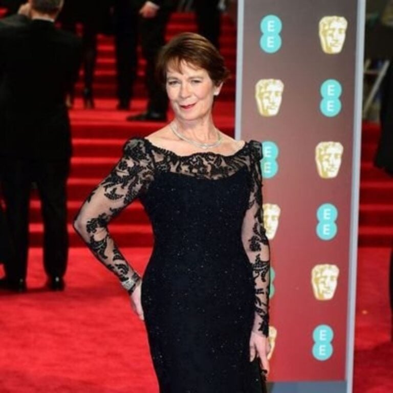 Celia Imrie Headshot