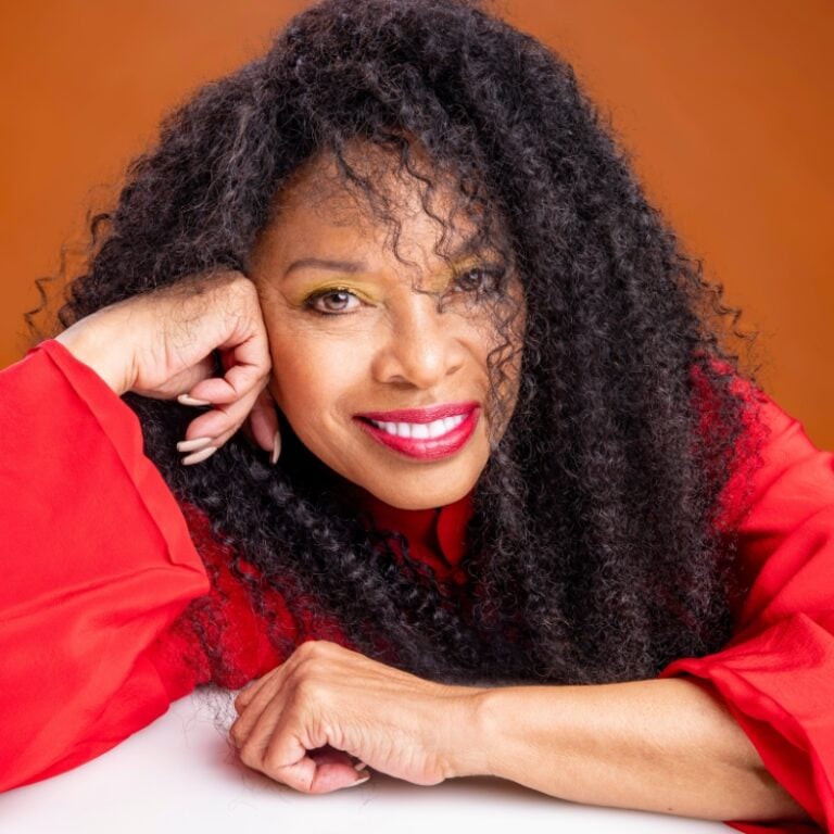 Tina Andrews