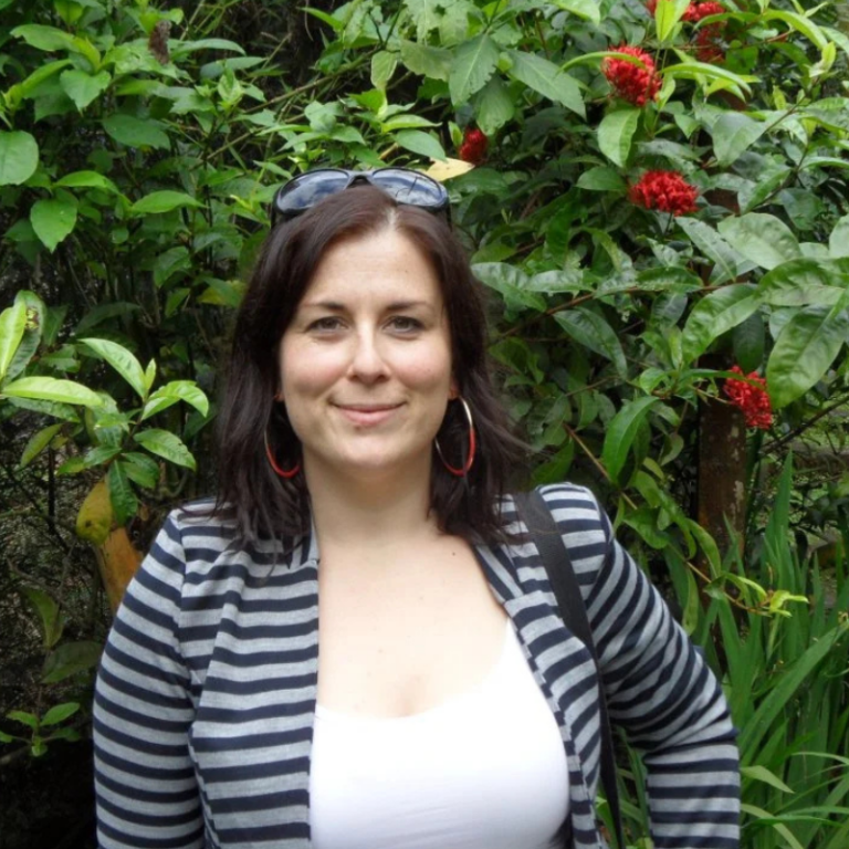 headshot of jo parsons